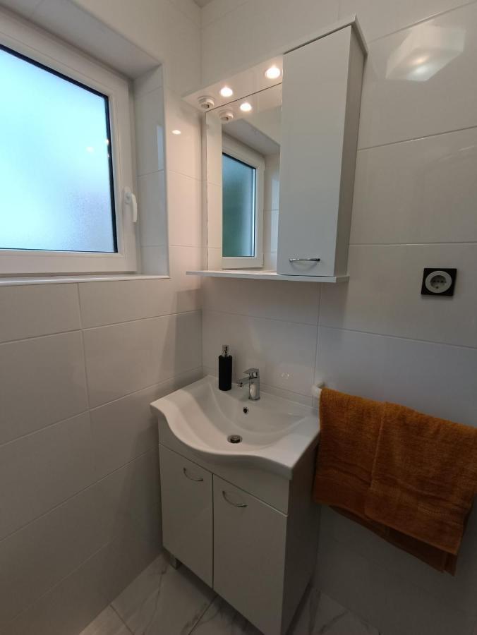 Apartments Mira Krk Krk Town Εξωτερικό φωτογραφία